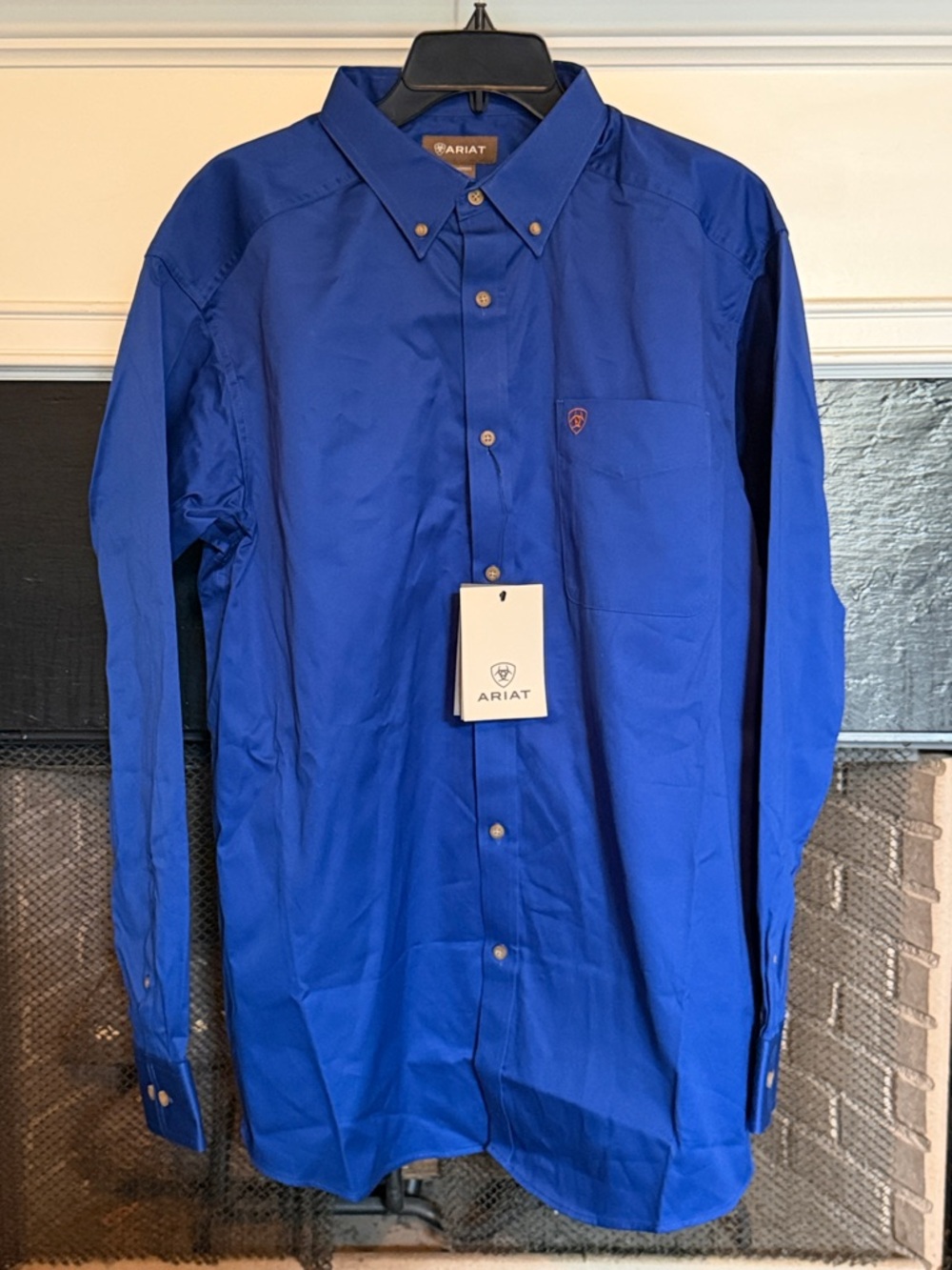 NWT Ariat Twill Classic Button-Down Shirt Size L